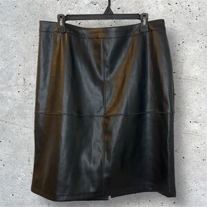 NWT FAHSYEE SOPHISTICATED BLACK FAUX LEATHER MIDI SKIRT XXL